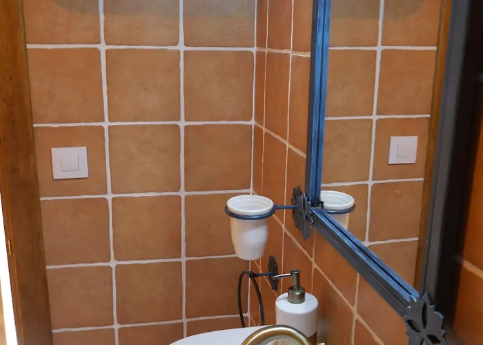 Hotel La Perezosa & Yoga - 2*